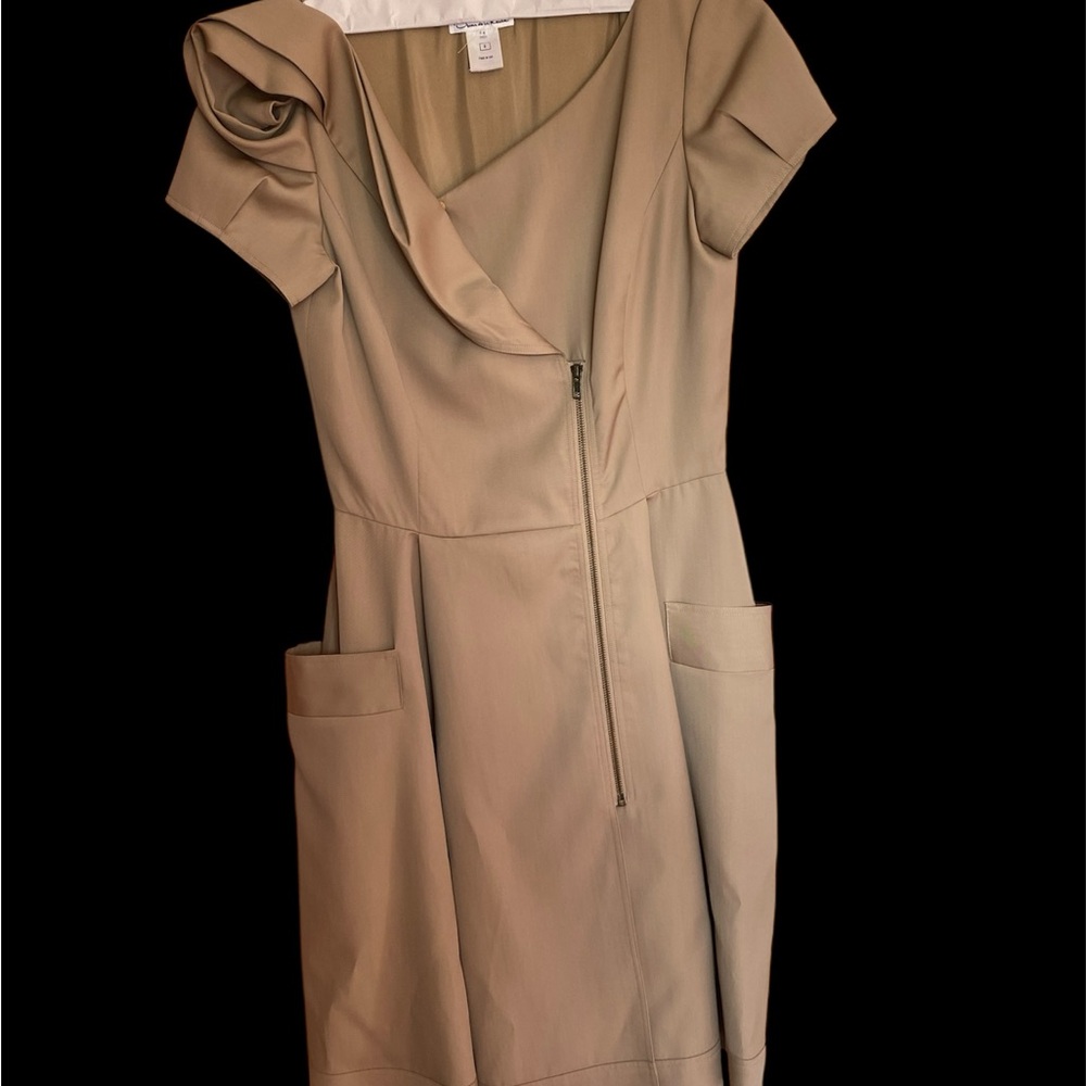 Oscar de la Renta Asymmetrical Tan Dress with pockets!